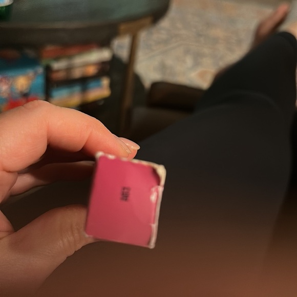 TOO FACED Lip Injection Power Plumping Hydrating Lip Gloss -PEOPLE PLEASER. - Picture 9 of 10